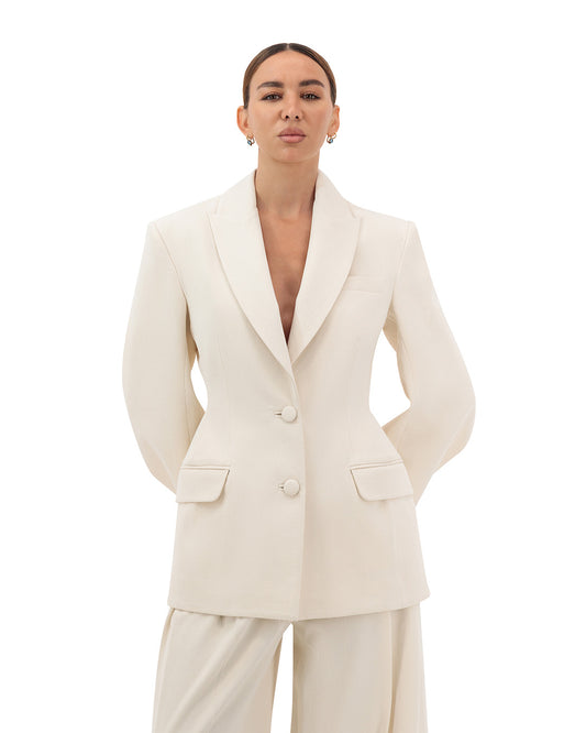 Engineered sculpted blazer