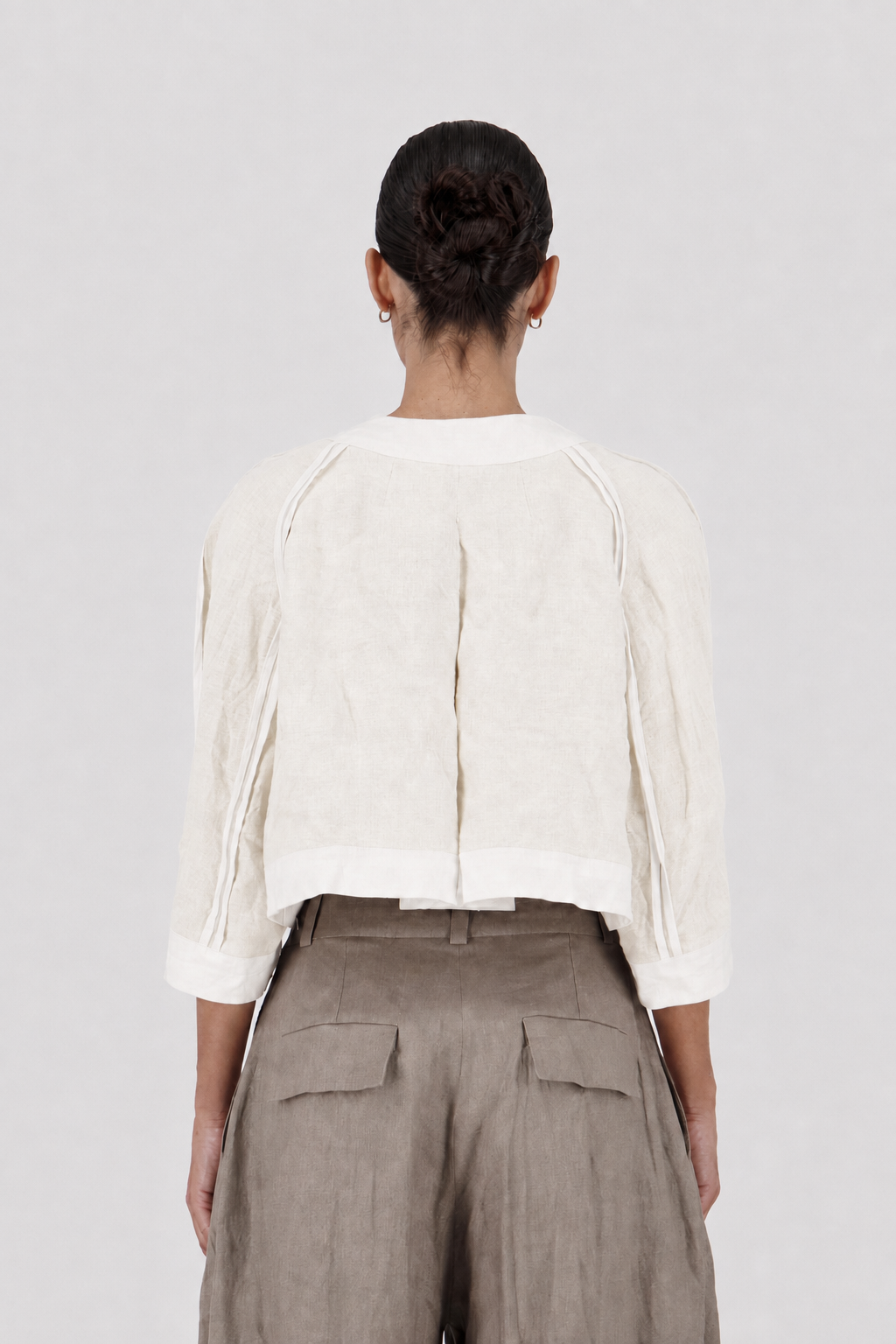 Bound seam cropped jacket