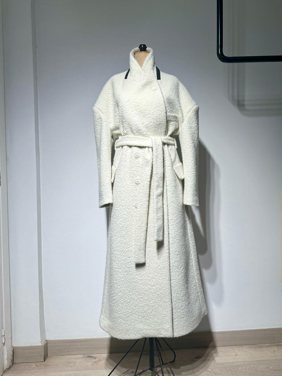 Dropped shoulder boucle coat