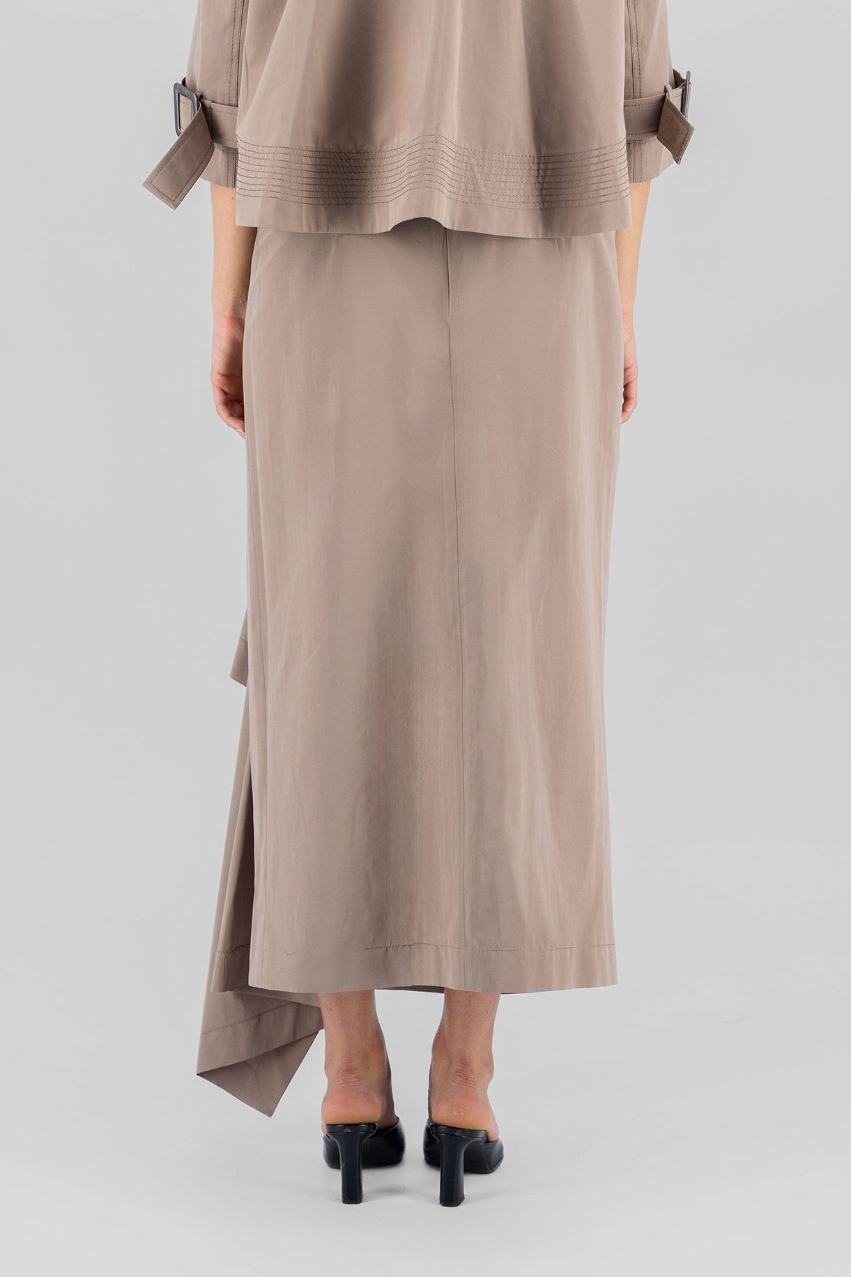 Column draped skirt