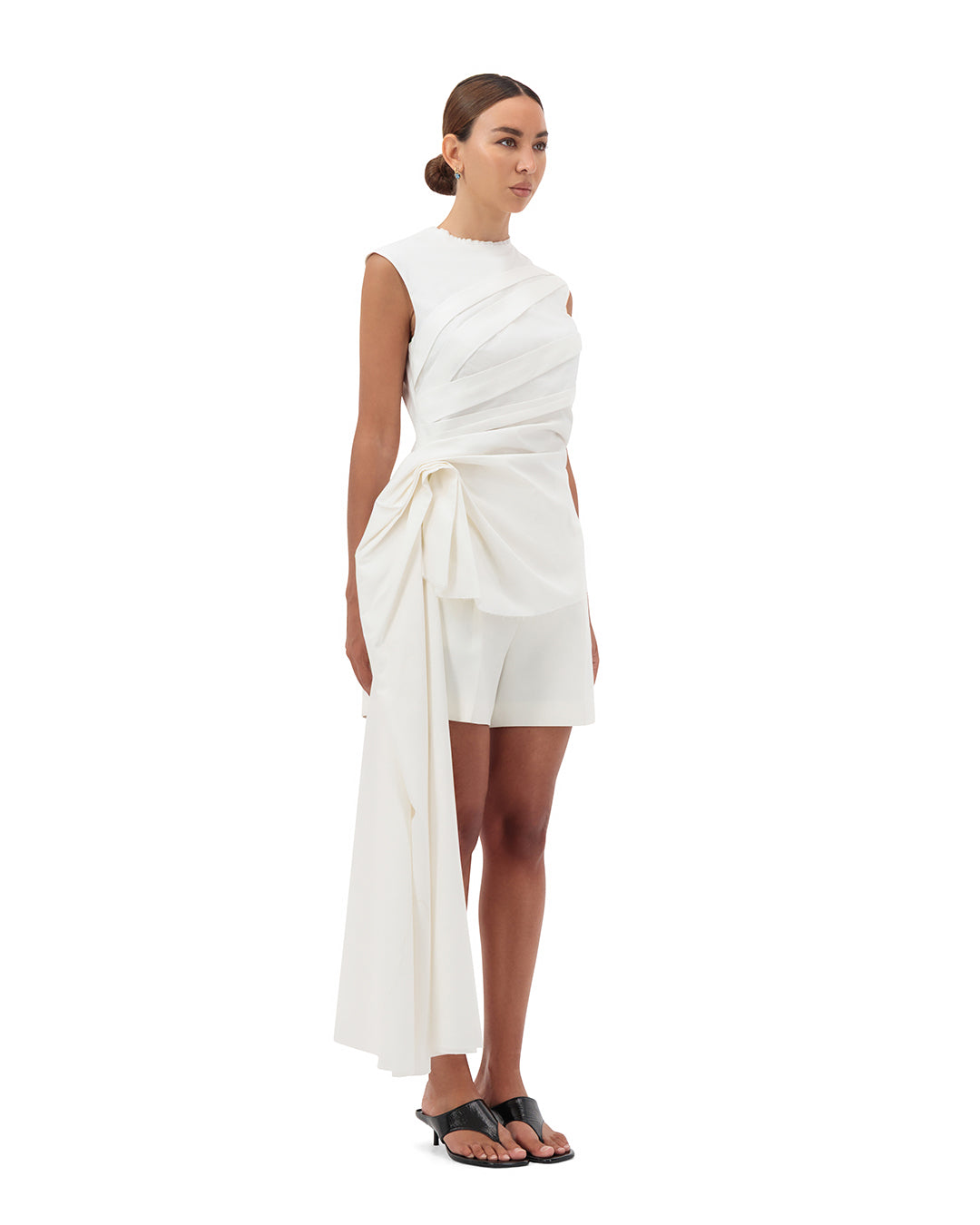 Side sculpted sleeveless top