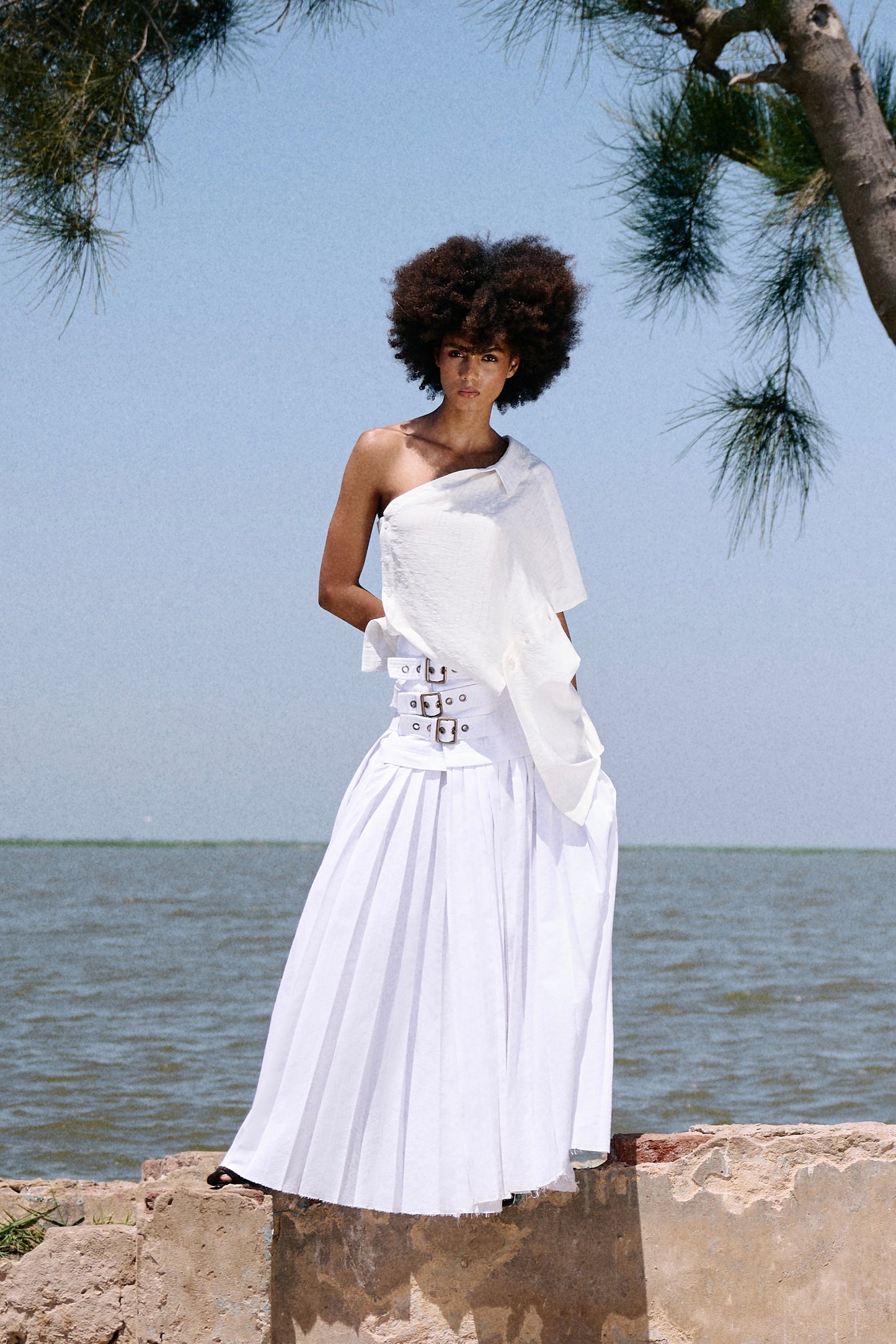 Maxi side buckle pleats skirt