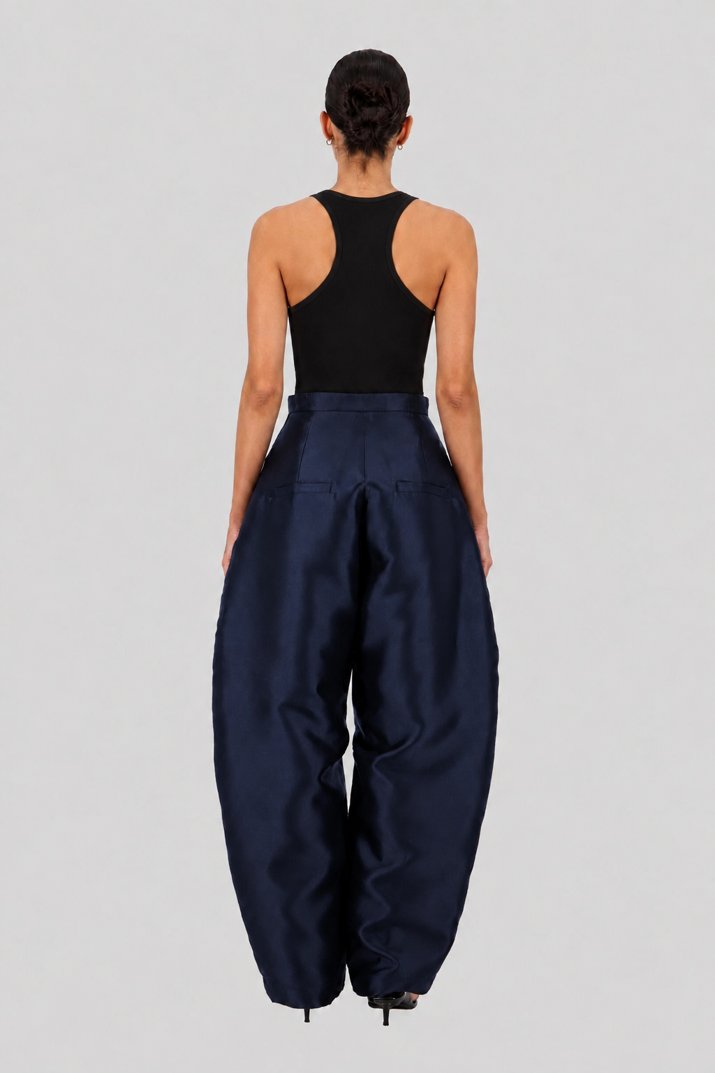 Oval cocoon pants