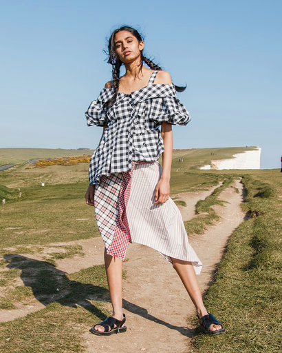 Checks Puffed Sleeves Asymmetric Drop Shoulder Shirt