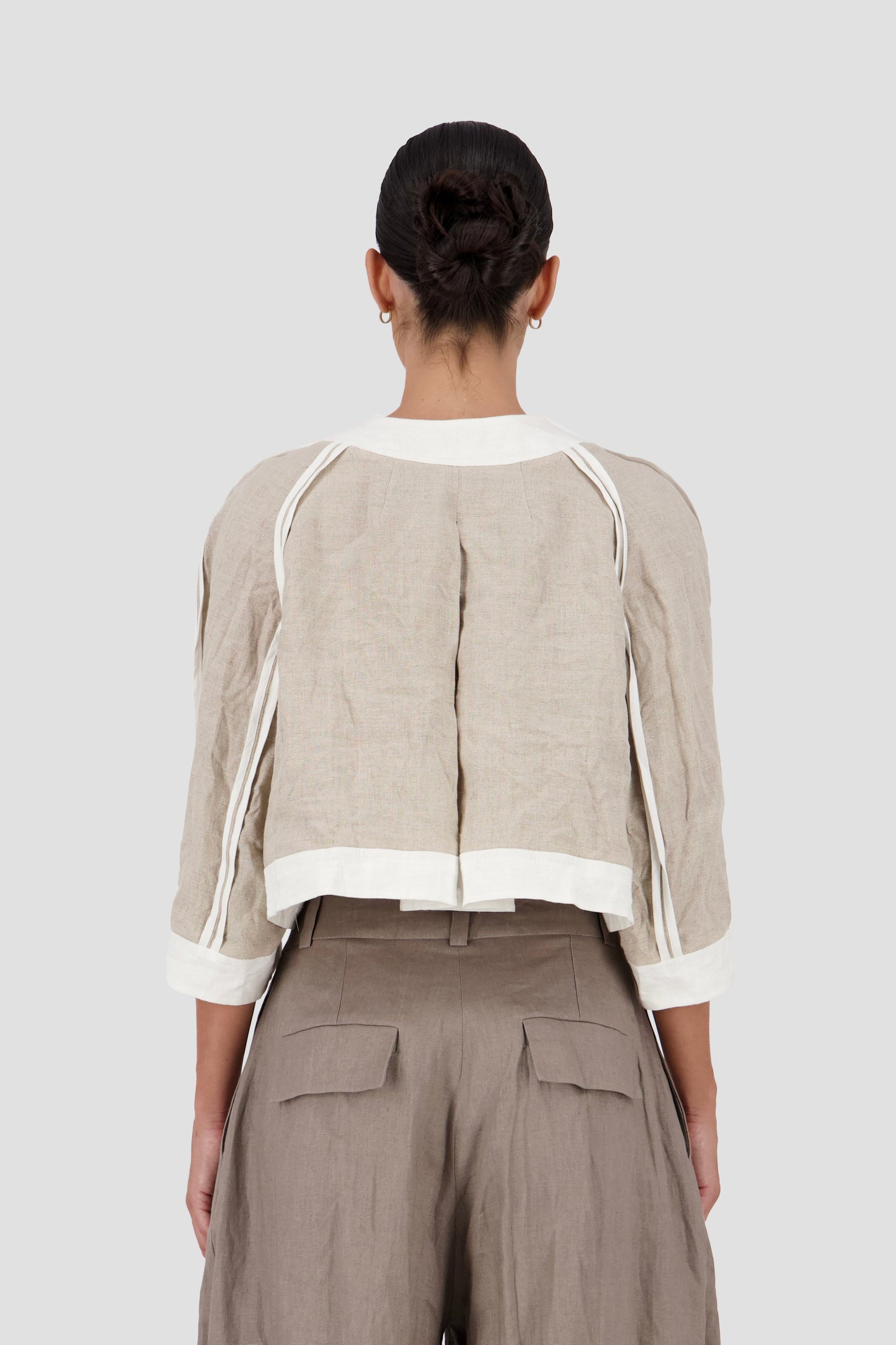 Bound seam cropped jacket