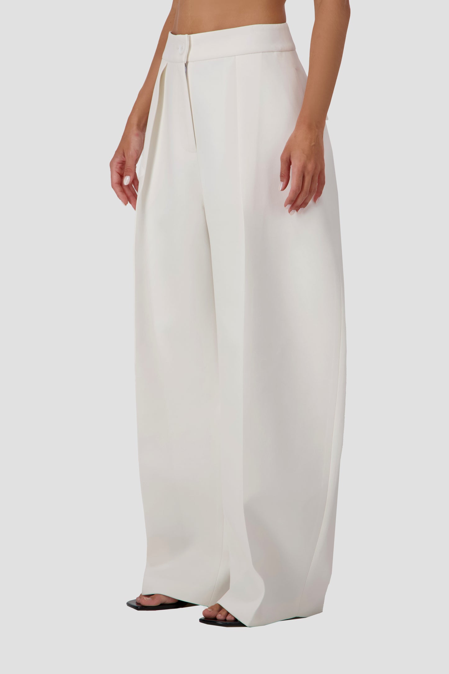 Sculpted Cocoon Pants
