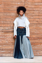 Load image into Gallery viewer, Maxi 3 belts pleats denim skirt
