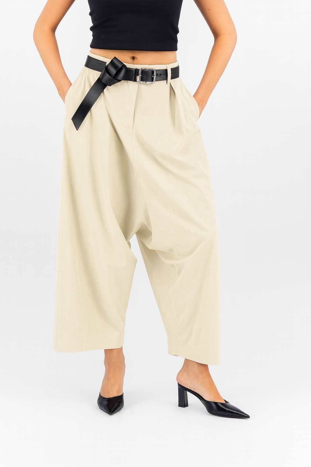 Engineered volume pants