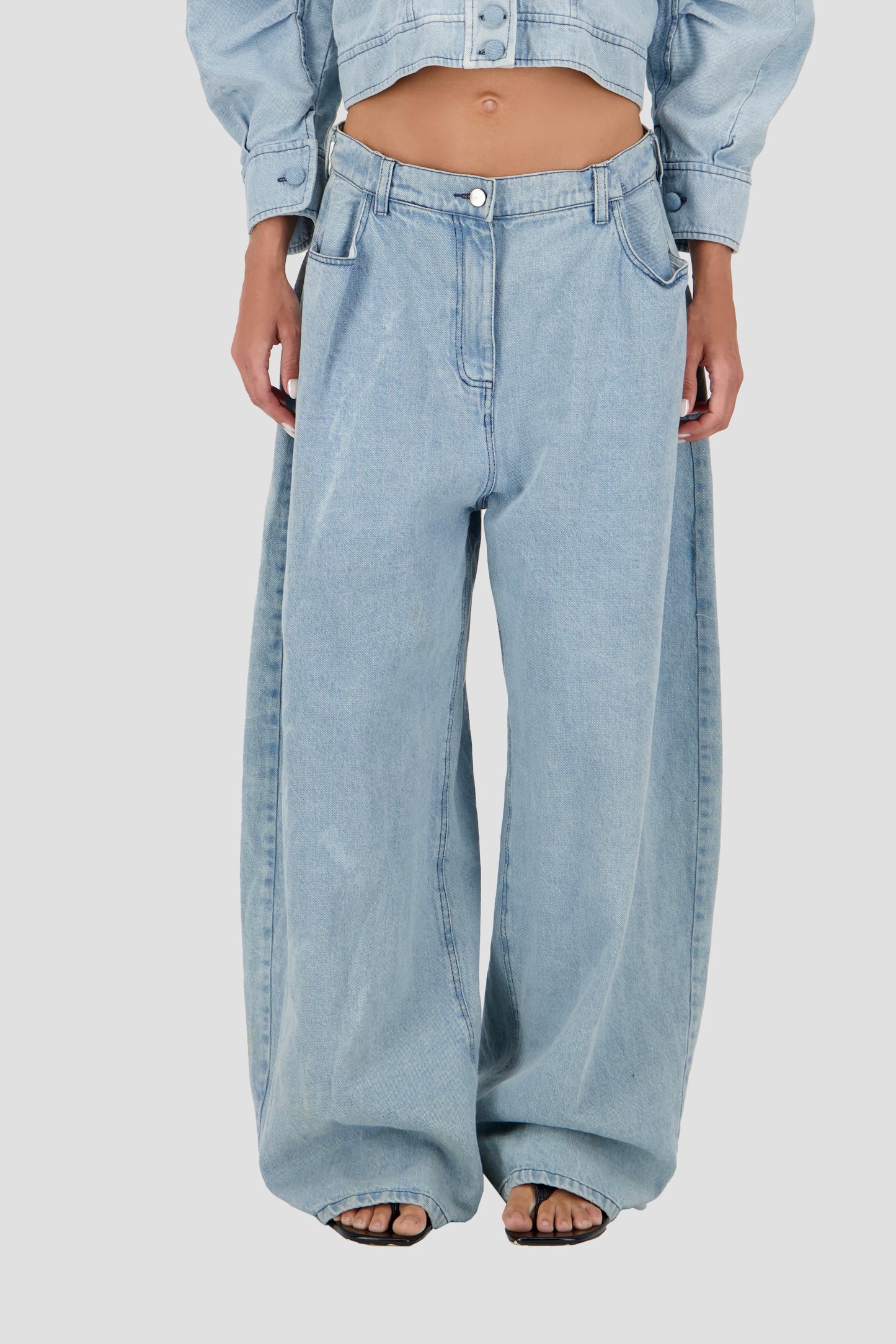 Engineered volume Denim Pants