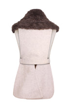 Load image into Gallery viewer, Asymmetric fur collar vest
