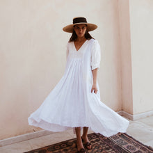 Load image into Gallery viewer, Linen pleated sleeves midi dress
